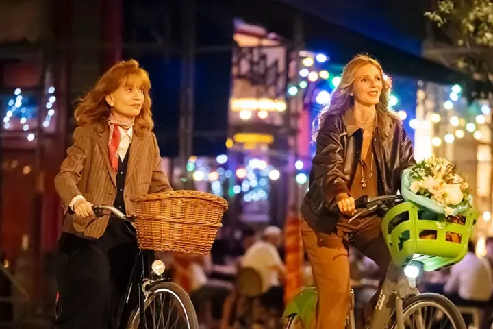 ‘All About Corinne’ Review: Isabelle Huppert Stalks Sandrine Kiberlain in a Witty, Deliciously Acted French Industry Satire