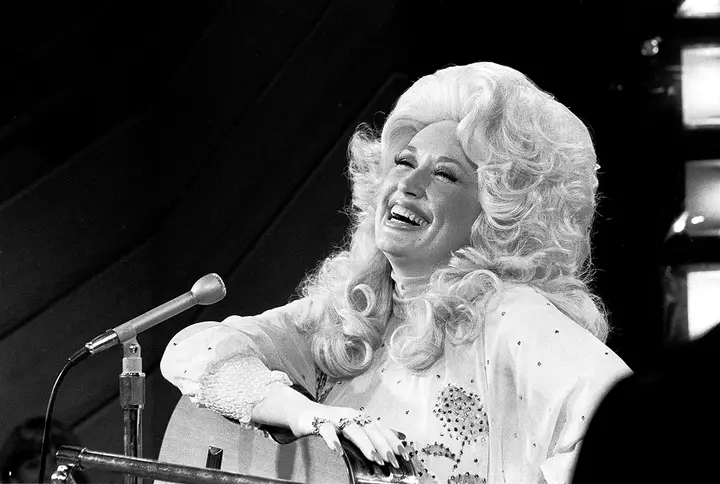 Dolly Parton Tribute Konserti: CMA-nın Tədbirini Onlayn Canlı İzlemək Necə