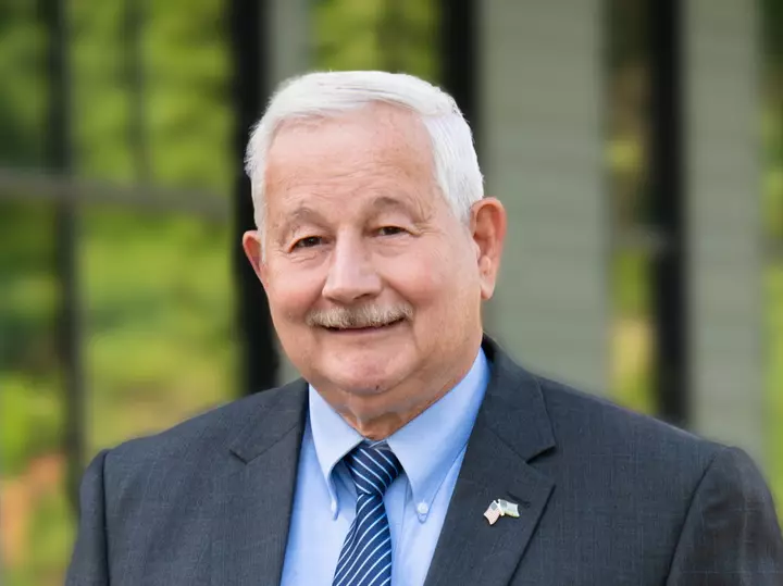 Ilhan Omar's GOP Rival Urges Democrat to 'Release' Files to Prove Innocence