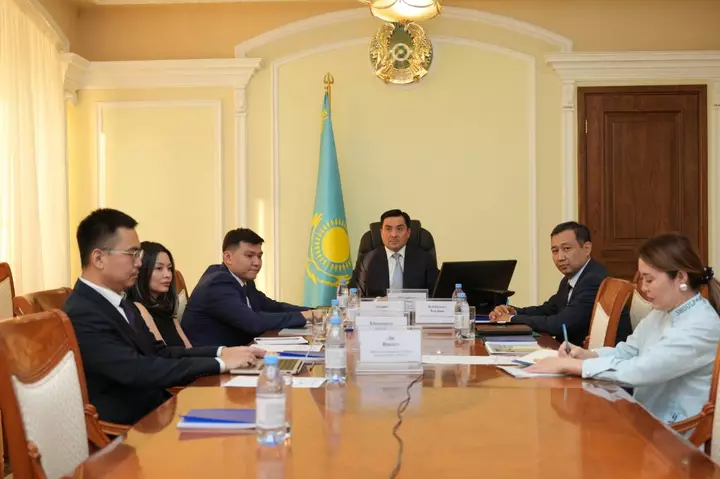Qazaxstan yanacaq və enerji sektoruna Energy AI konsepsiyasını təqdim edir
