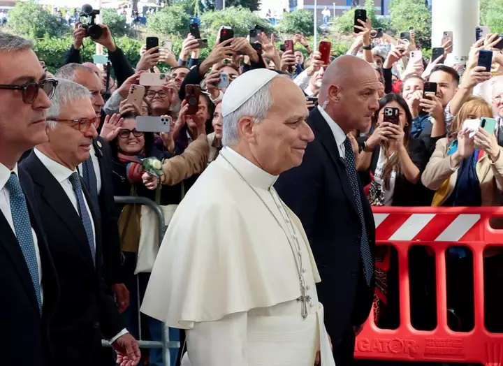 Pope Leo Diagnosed with Lung Cancer