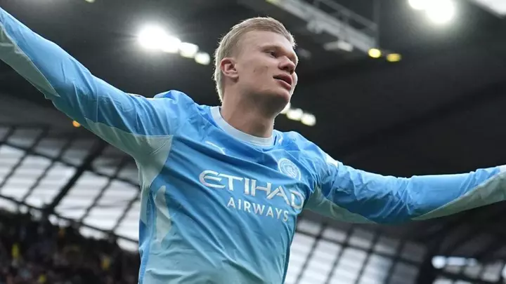 Man City continue to weather storm as Haaland scores twice in Ipswich win