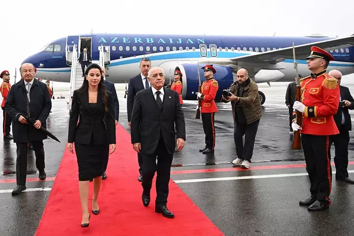 Əli Əsədov Gürcüstana səfər edib, hökumətlərarası komissiyanın iclası keçiriləcək