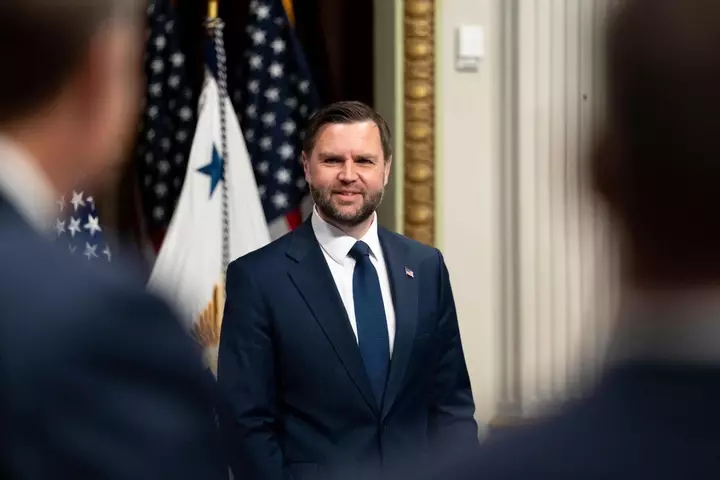 ABŞ-ın vitse-prezidenti JD Vance deyir ki, Ukrayna NATO-ya qoşulmamalıdır
