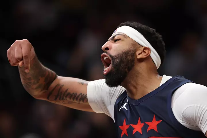 Anthony Davis Sends Strong Message in Dominant Wizards Debut