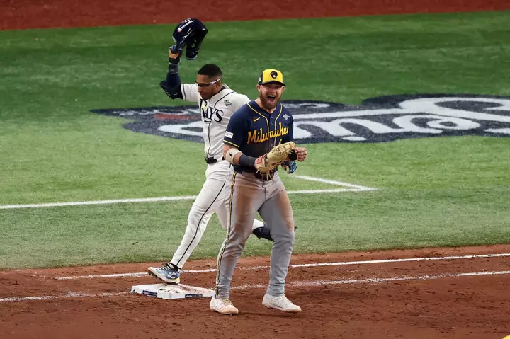 Mets Linked to Brewers' 26-HR Breakout Star in Interesting Move