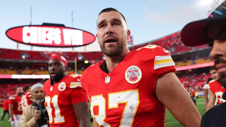 Chiefs Reveal Sudden Travis Kelce Injury News After Chargers Win
