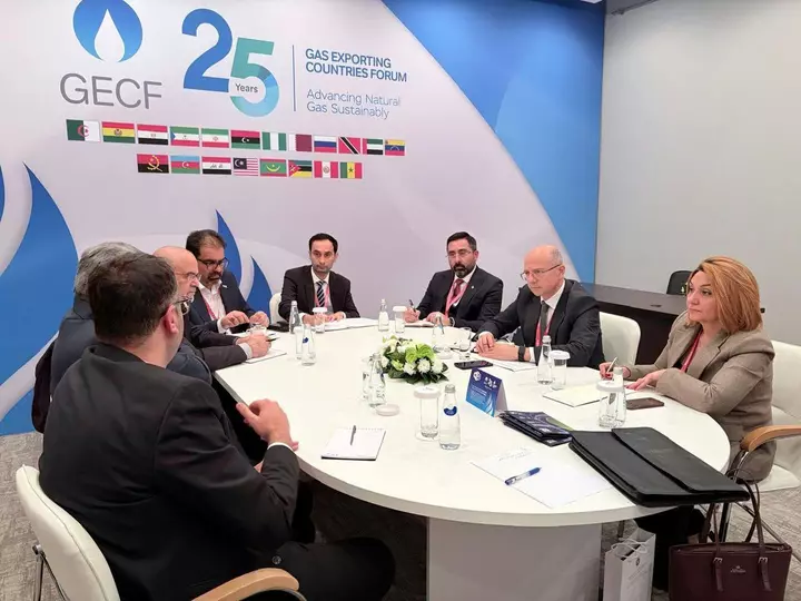 Azerbaijan and Iran discuss energy cooperation and future prospects