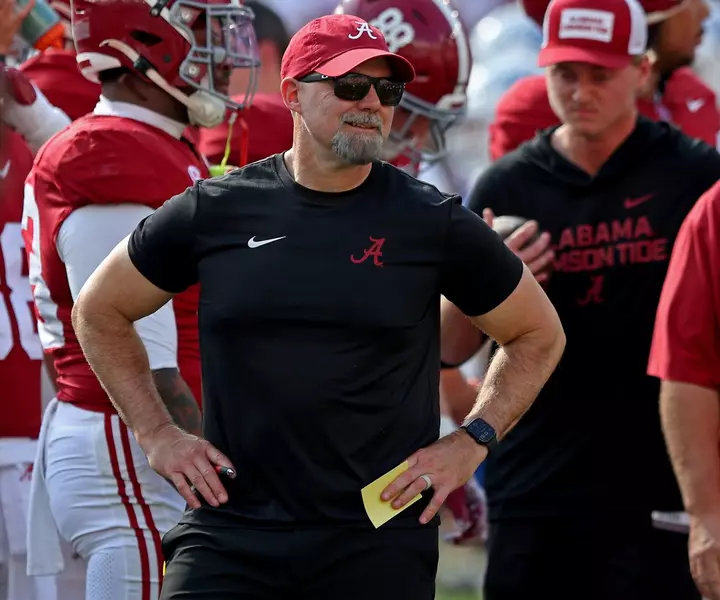 Alabama OC Gives Offense Harsh Reality Check After Tennessee Loss