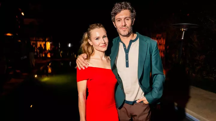 One of Netflix's 'Best Binges,' Starring Kristen Bell, is Back With Season 3
