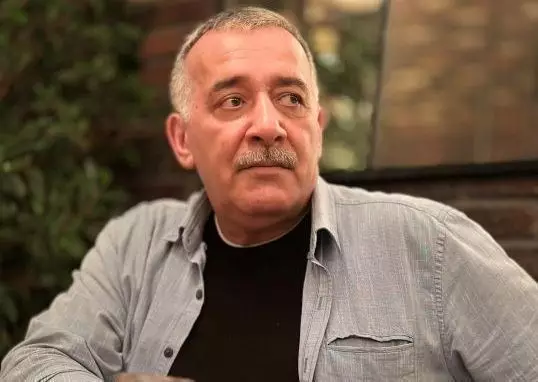 "Bunu bir qiyafə inqilabına bənzətmək istəsələr də..." - Qızlar üçün məktəb, yoxsa hamı üçün məscid?