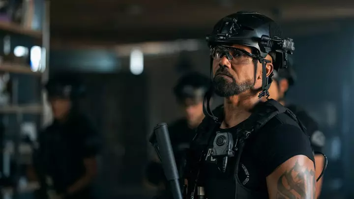 Shemar Moore Said Hondo Had to Learn How to Lead Differently. 4 Episodes Into S.W.A.T. Exiles, We’re Seeing Why