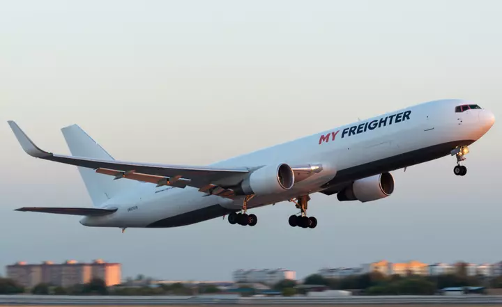 Özbəkistanın 'My Freighter' şirkəti yük daşımaları üçün Böyük Britaniyada təsdiq aldı