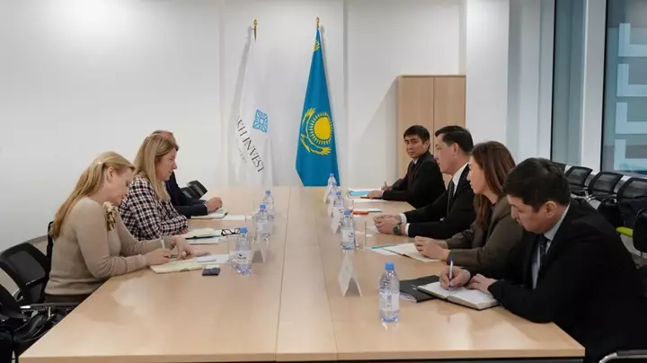 Qazaxıstan, AB ticarət, investisiya və Orta Koridoru müzakirə edir
