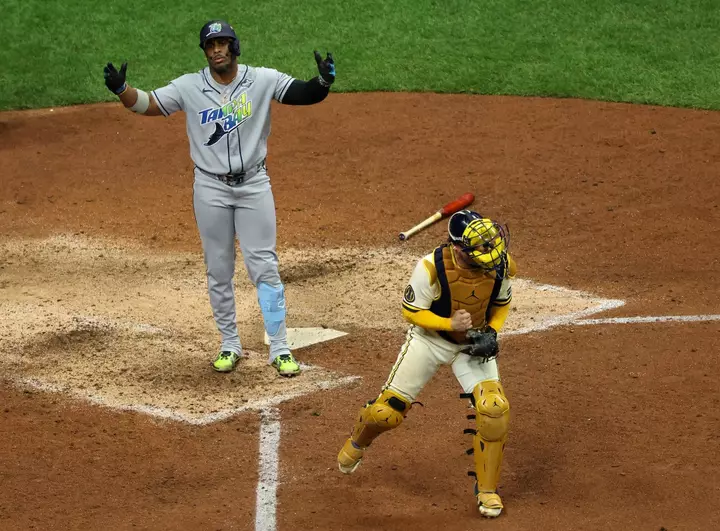 Controversial Call Ends Game 2 of World Series