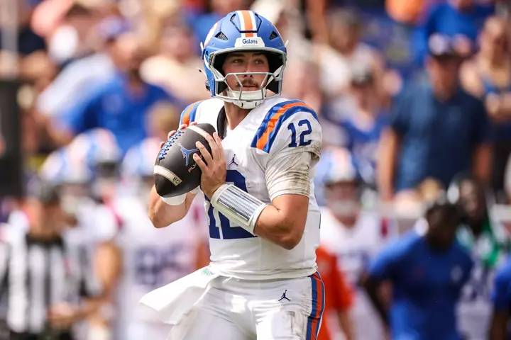 Florida Switches Quarterbacks After Slow Start Against Georgia