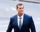 ‘Bu alt-üstünə dair’: Ben Roberts-Smith hüquqi mübarizə zamanı ailəsini dəstəkləmək üçün brend yaradır