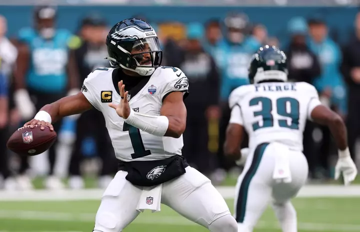 NFL Says Eagles, Jalen Hurts' Blood Clot Situation Was 'Handled Appropriately'