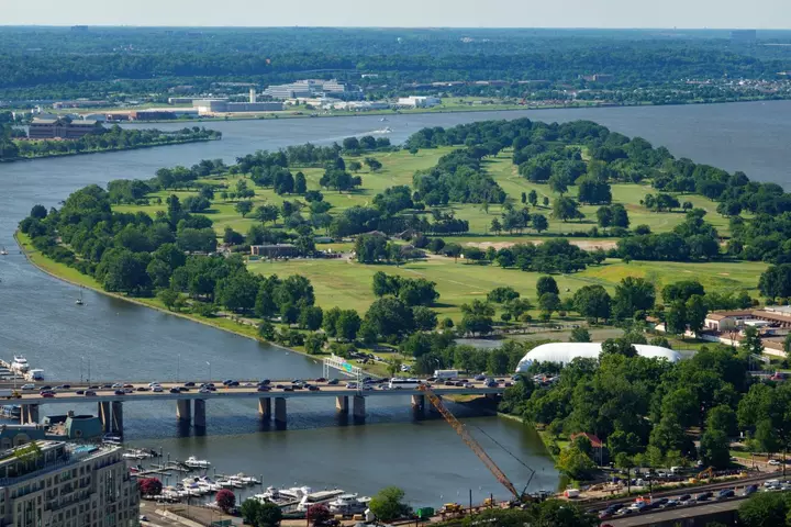 Trump Reveals East Potomac Park Golf Plans: 6 Major Changes