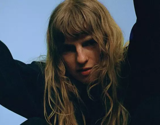 Catherine Elicson – “I’m On Fire” & “All Sound”