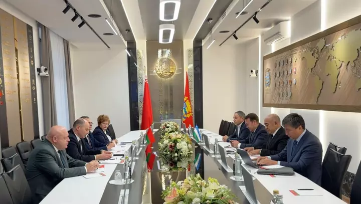Özbəkistanın Taşkent və Belarusun Minsk bölgələri ticarət əlaqələrini genişləndirməyi planlayır