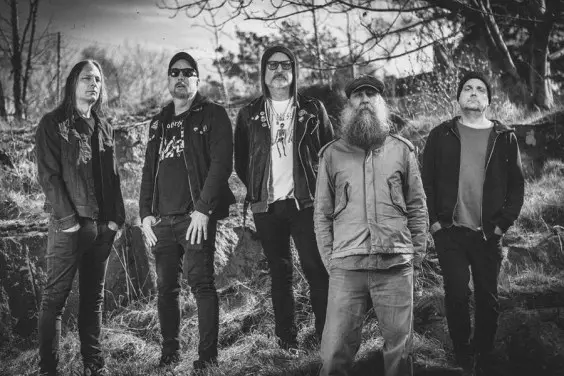 Disfear – „Shackled To Our Vice“