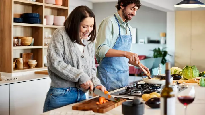 Women Are More Satisfied in Bed When Men Share the ‘Mental Load,’ Study of 156 Couples Finds
