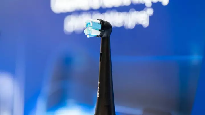Inside the Growing Trend of Toothbrushes With Built-In Cameras