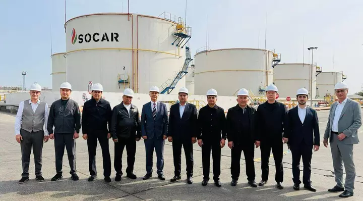 Uzbekneftegaz, Azərbaycanda SOCAR‑ın yanacaq təchizatı və anbarlama təcrübələrini araşdırır