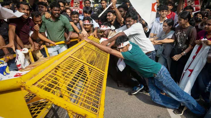 Tarakan hərəkatı nə qədər irəli gedəcək? Hindistanın gənclərin rəhbərlik etdiyi etirazları Modi hökumətinə meydan oxuyur