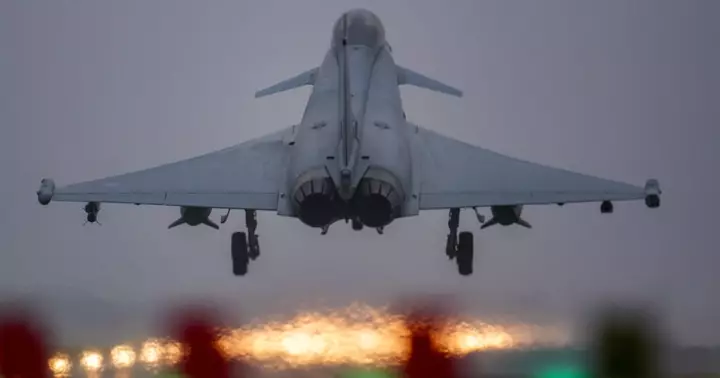 UK to deploy fighter jets to help Saudis against Houthi attacks
