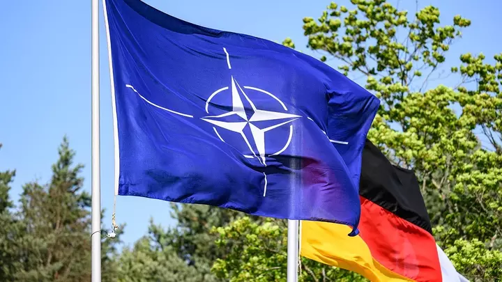 KİV: Almaniyanın silah tədarükünü gecikdirməsi səbəbindən NATO-nun müdafiə planları ləngiyir