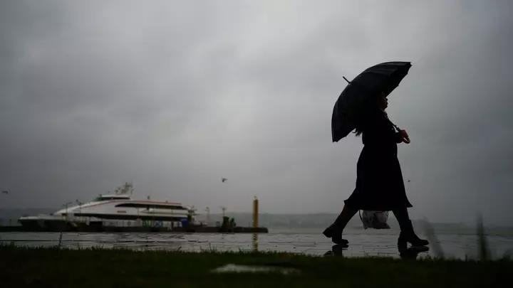 Three dead as heavy rainfall and floods hit Istanbul