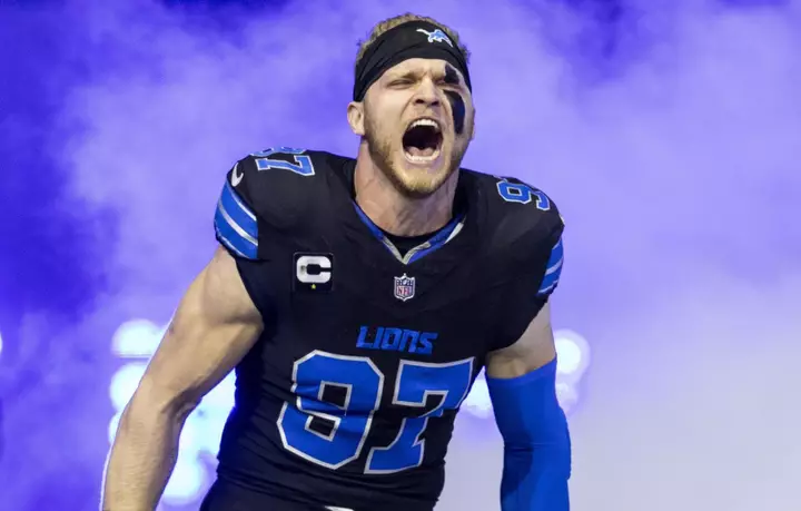 Lions Urged to Trade for All-Pro DE to Give Aidan Hutchinson Some Help