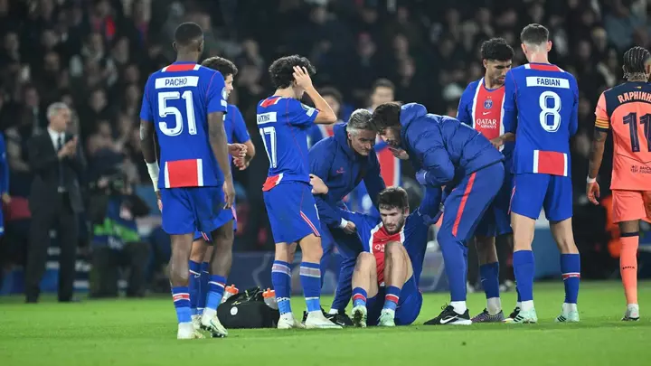 PSG star Khvicha Kvaratskhelia to undergo surgery after suffering ruptured ACL in win over Barcelona