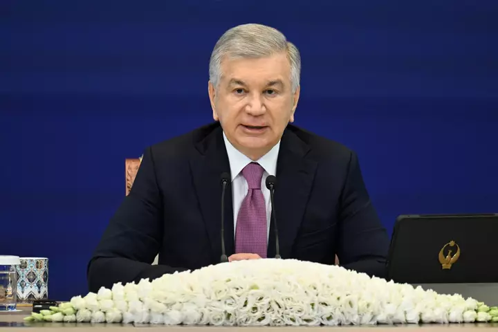 Uzbekistan advances green power export plans with Azerbaijan, Kazakhstan