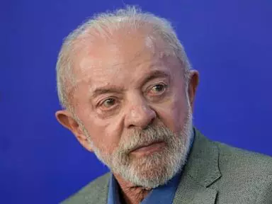 Brazil's Senate approves a shorter workweek in major win for Lula ahead of runoff