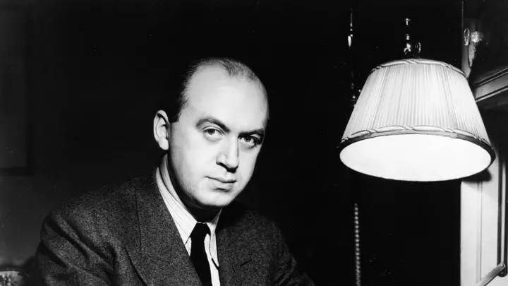 Otto Preminger's 1944 Film Noir, Ranked the 89th-Best Movie of All Time, Still Holds Up 82 Years Later