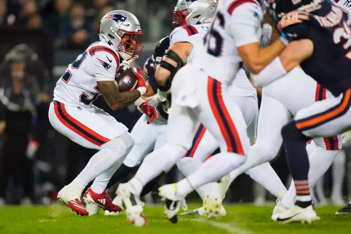 NFL Analyst Pitches Bold Patriots/Giants Trade for Recent 2nd-Round Pick