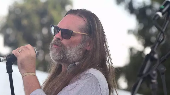 “American Idol” Rocker Bo Bice Unrecognizable After Losing 89 Pounds and Cutting His Signature Long Hair