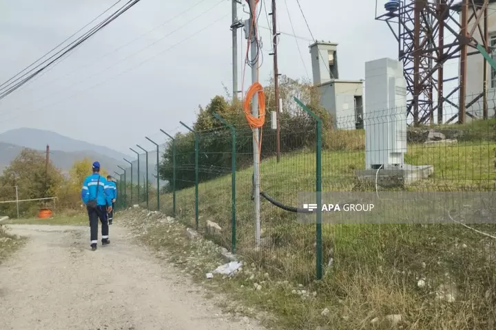 Ağdərədə 1 768 rabitə dirəyi basdırılıb, 334 km fiber-optik kabel çəkilib