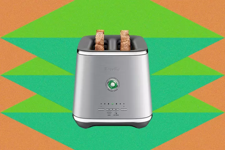 Breville Eye Q Toaster Review: Neat Sensors, but Less-Than-Perfect Toast