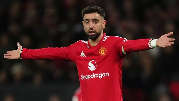 Chelsea vs Man Utd LIVE! Can Carrick's side bounce back? Have your say