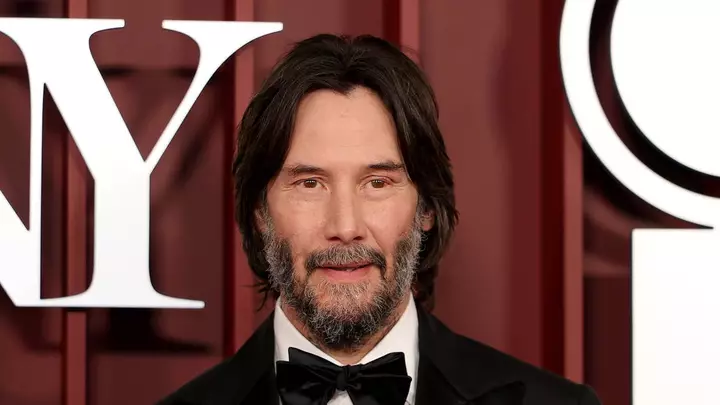 Netflix Replaces 'Reacher' Star Alan Ritchson With Keanu Reeves in New Action Movie