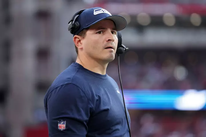 Seahawks‑ın Mike Macdonaldu, Broncosun məğlubiyyəti sonrası Sam Darnold‑a aydın mesaj verir