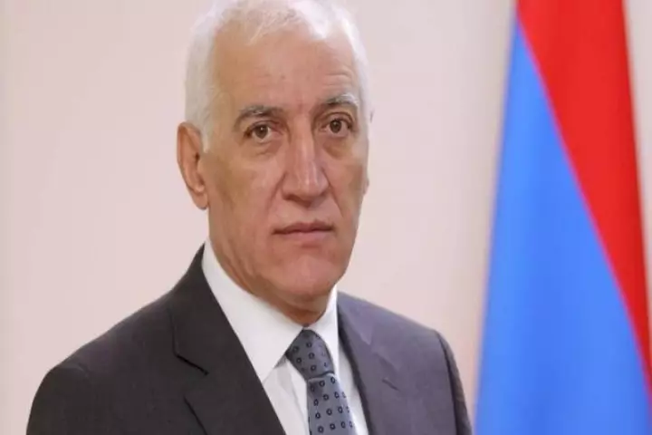 “Hraparak”: Ermənistan Prezidentinin səhhəti son həftələrdə pisləşib