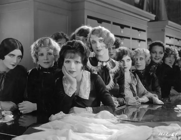 Taylor Swift qəhrəmanı Clara Bow‑un parlaq filmi “It”, Carlotta Films və Artcraft Pictures‑ı Hollywood klassiklərinin fransız distribusiyası müqaviləsi ilə aparır