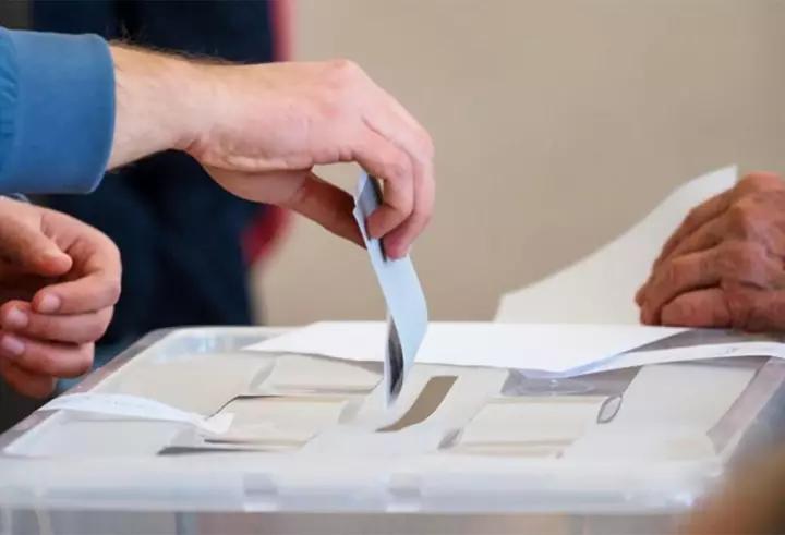 Bolqarıstan prezident seçkiləri üçün səsverməni açır
