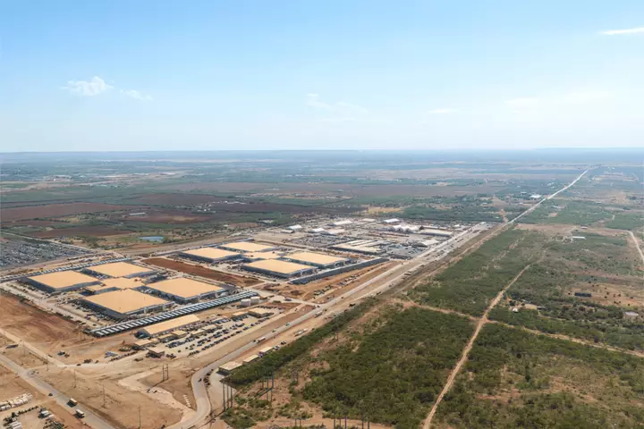 Map Shows Texas Data Center Boom as Pollution Warning Issued