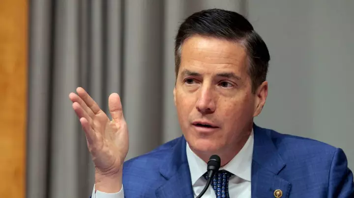 GOP senator takes aim at blue-city mayor for move promoting foreign workers in key industry: 'Lit on fire'